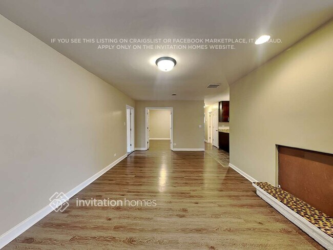Foto del edificio - 5900 S Brainard Ave
