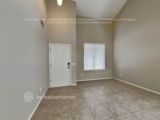 Foto del edificio - 17503 W Lisbon Ln