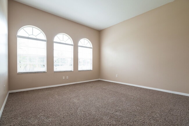 Building Photo - 2390 Cobblefield Cir