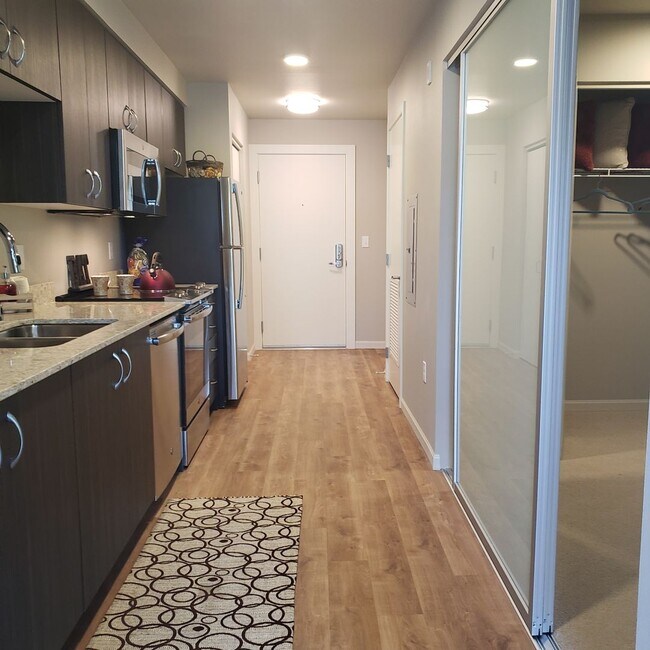 Foto del interior - CityScape: Leasing Specials! Newly Renovated Premier Location in Bellevue, Rooftop Entertainment ...