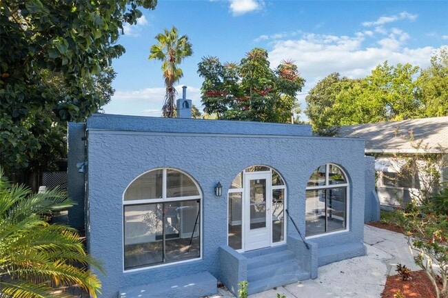 Building Photo - 526 Kirkwood Terrace N