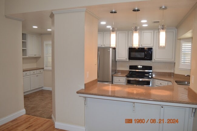 Building Photo - 4504 Trowbridge Ln