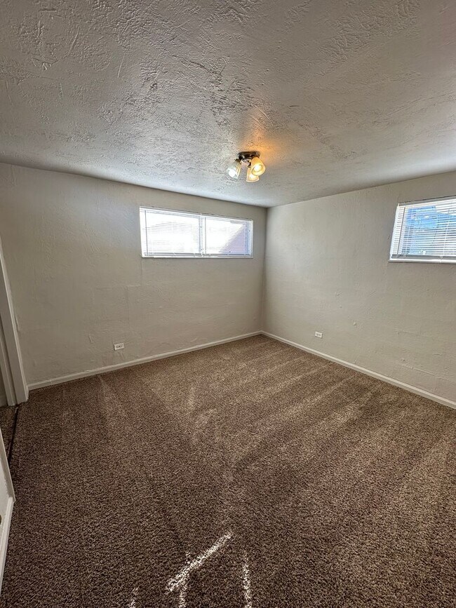 Foto del edificio - 2607 Poplar Ct