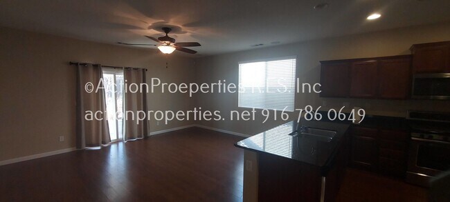 Building Photo - West Park -3 Bedroom, 2 Bath,  Single Stor...