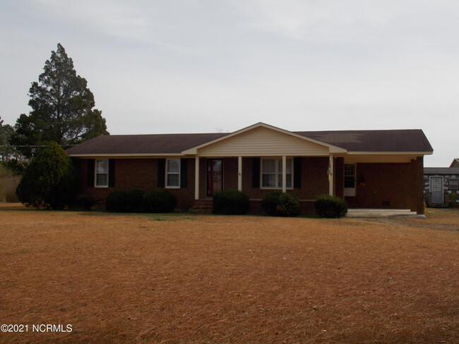 Building Photo - 9907 US-17