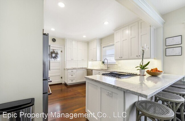 Foto del edificio - 2 br, 2 bath House - 1420 E Emerson Ave