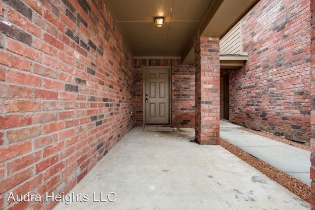 Foto del edificio - 1220 Bayfield Dr