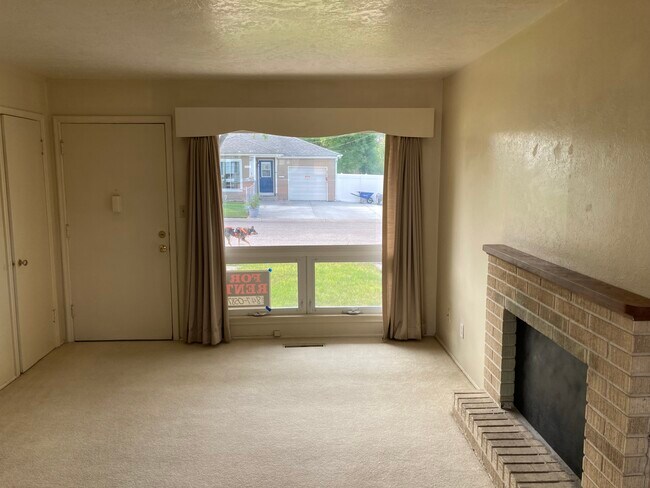 Sala de estar - 714 Northland St