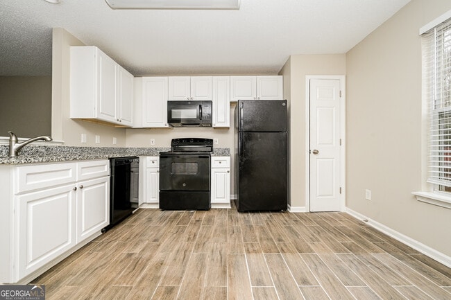 Foto del edificio - 304 Lauren Way