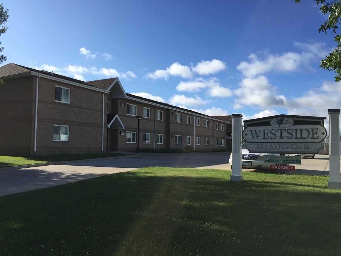 Primary Photo - Westside Manor