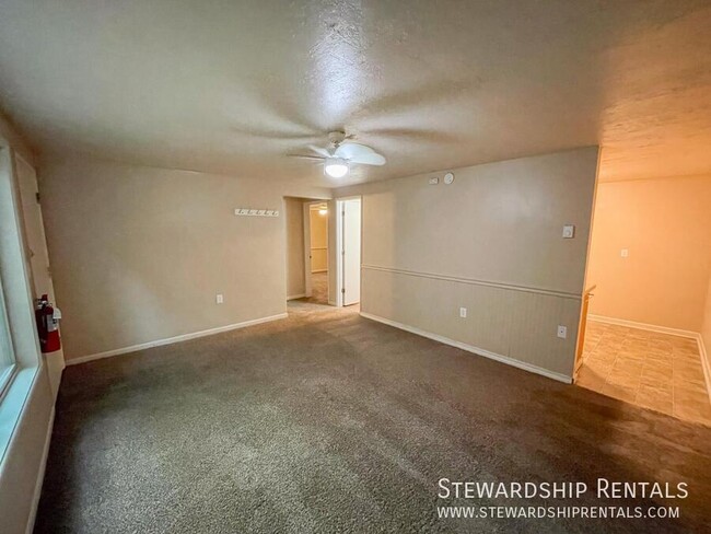 Building Photo - 1831 Kincaid St