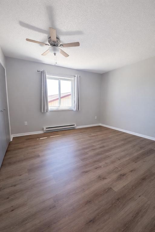 Foto del edificio - 1900 Apartment Dr