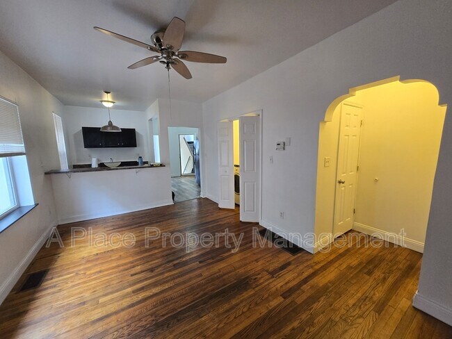 Foto del edificio - 6318 Cabanne Ave