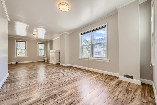 Building Photo - 3502 Greenspring Ave