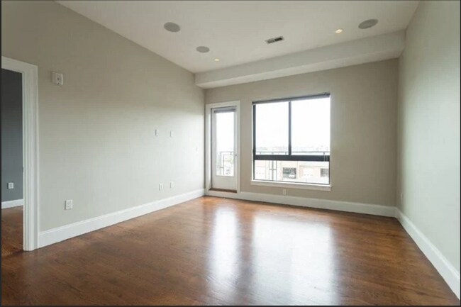 Foto del edificio - 295 D St