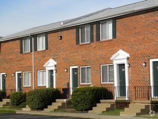 Townsend Square Townhomes - Townsend Square