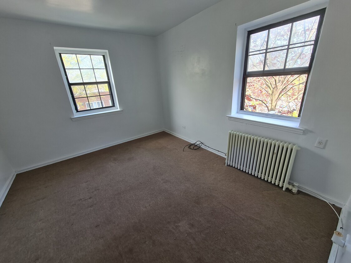 Primary Photo - 14437 79th Ave