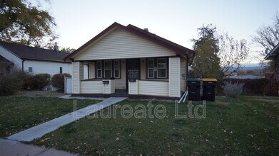 Building Photo - 3717 S Cherokee St