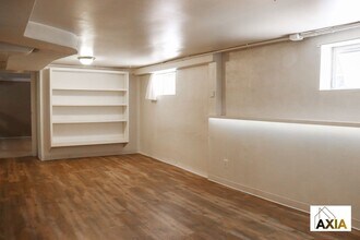 Building Photo - 747 S Downing St