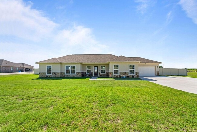 Building Photo - 5548 Co Rd 101