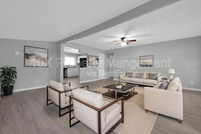 Foto del edificio - 1660 Shady Lane Rd