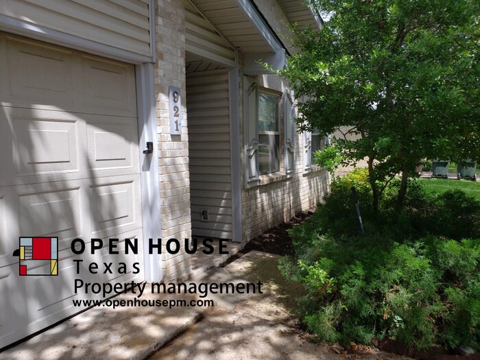 921 Acadia Dr, Plano, TX 75023 House Rental in Plano, TX