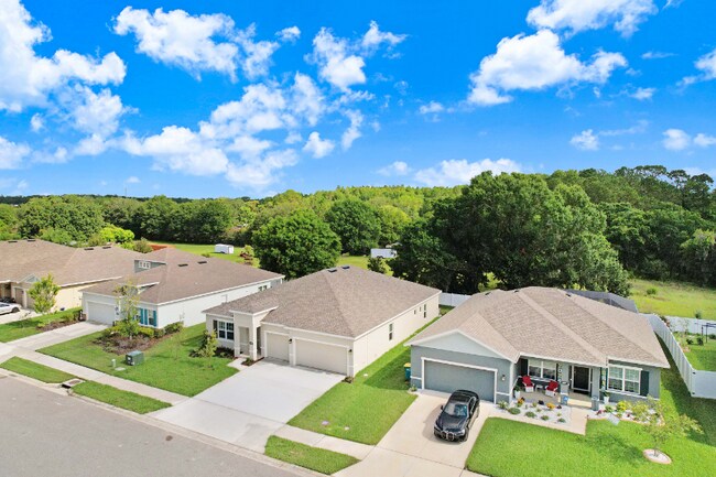 Building Photo - 29285 Sedgeway Blvd