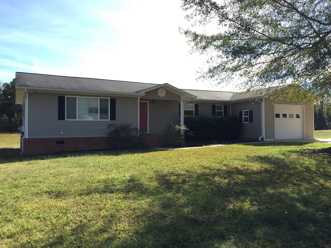 Foto principal - 125 Mitchell Rd