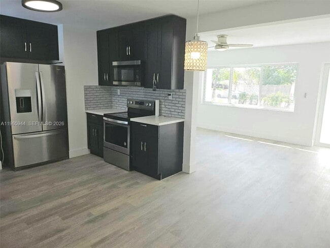 Building Photo - 919 NW 13th St