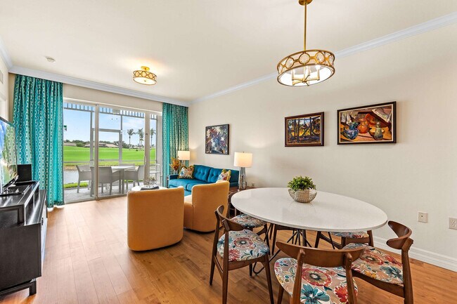 Foto del edificio - 7930 Mahogany Run Ln