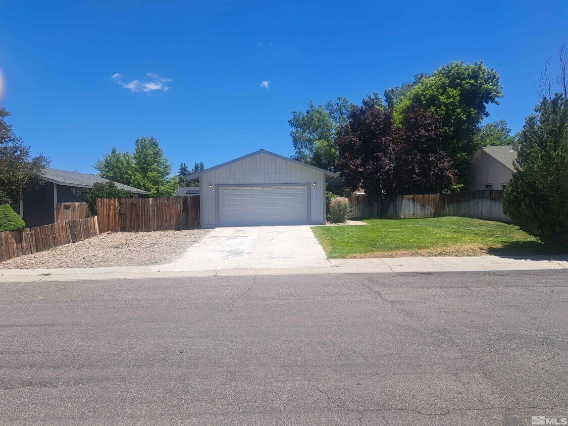 748 Dr, Gardnerville, NV 89460 House Rental in Gardnerville
