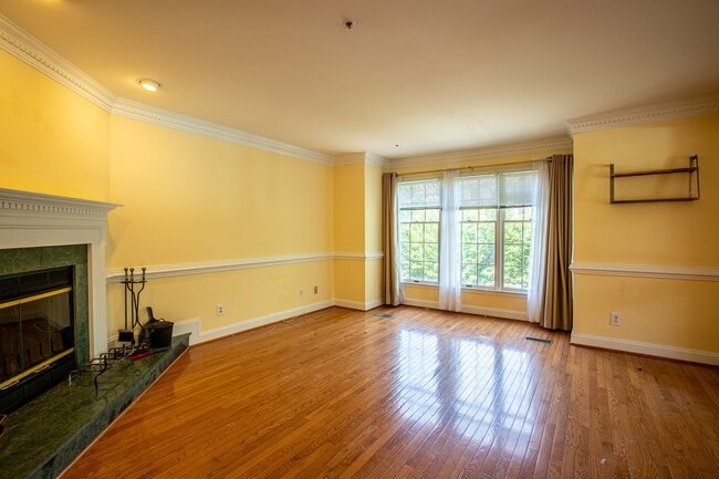 Foto del edificio - Impressive 3 BR/2 Full BA & 2 Half BA EOG Townhome in Decoverly Adventure!