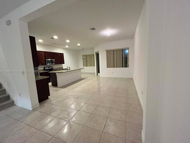 Foto del edificio - 11619 SW 13th Dr