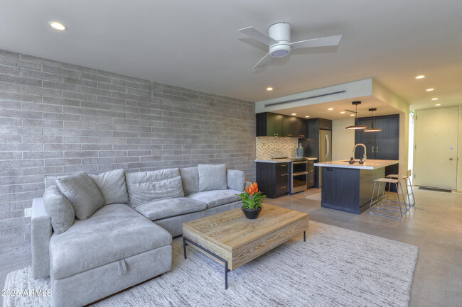Foto del edificio - 4411 N 40th St