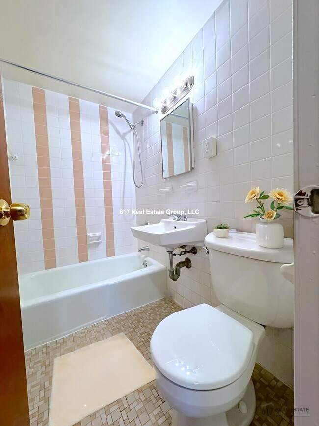 Foto del edificio - 62 S Huntington Ave