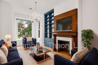 Building Photo - 1745 1st St NW