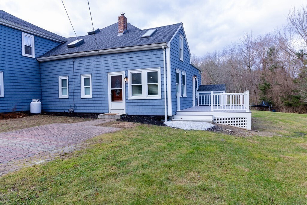 257 S Walpole St, Sharon, MA 02067 Townhome Rentals in Sharon MA