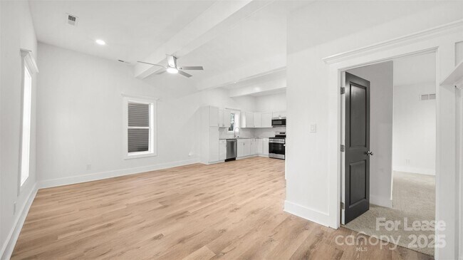 Foto del edificio - 55 Reed St NE