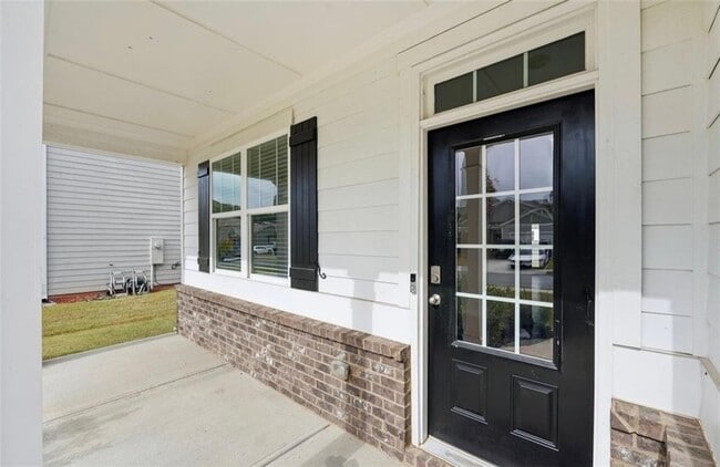 Foto del edificio - 6637 Bluffview Dr