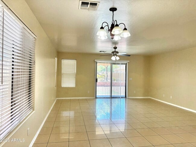 Building Photo - 632 S 152nd Ln