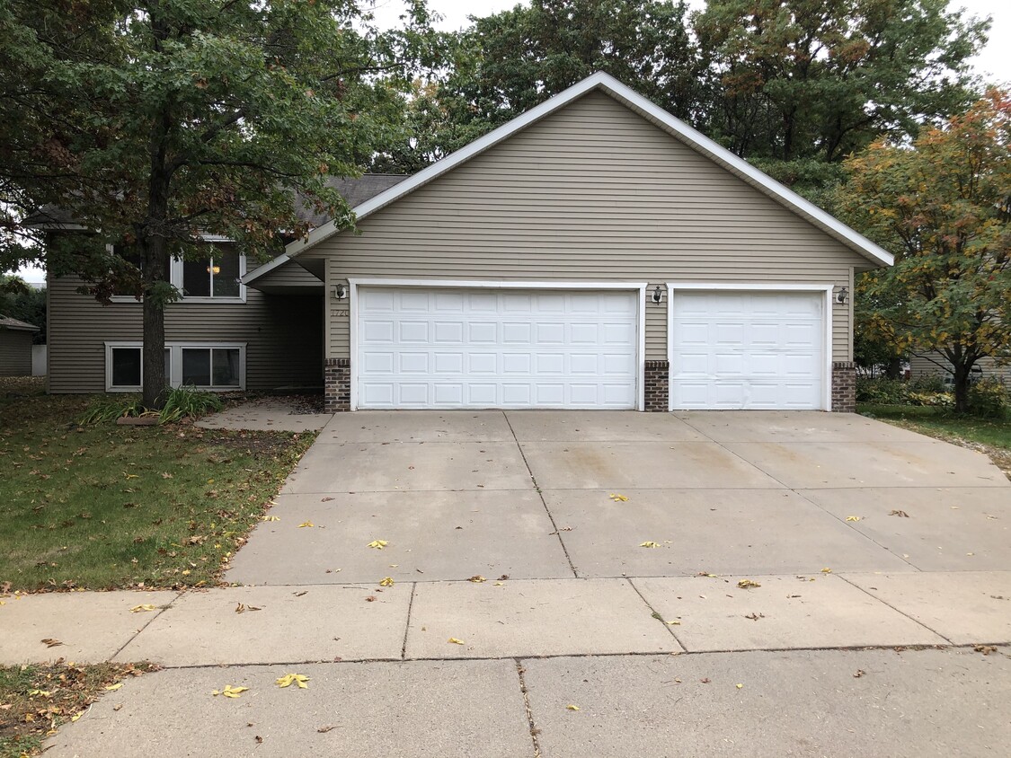 Foto principal - 1720 7th St SE