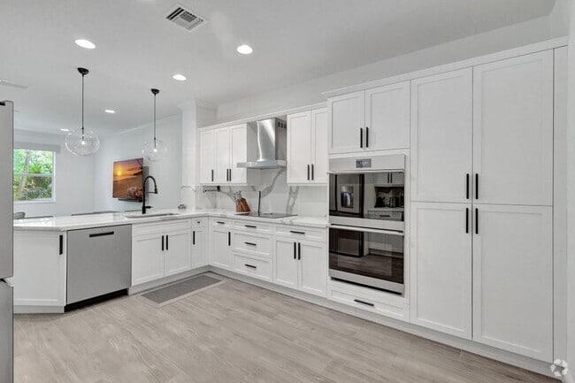 Building Photo - 15760 Italian Cypress Way