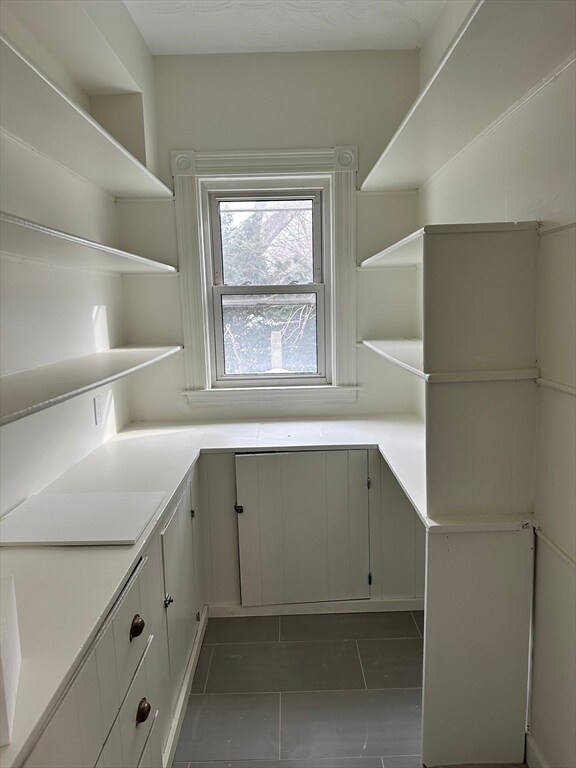 Foto principal - 173 Everett St