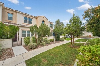 Building Photo - 4077 S Sabrina Dr