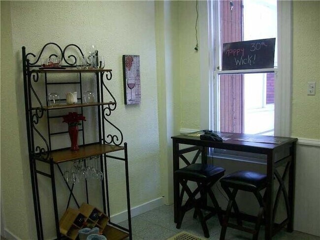 Foto del edificio - 239 Lehigh Ave