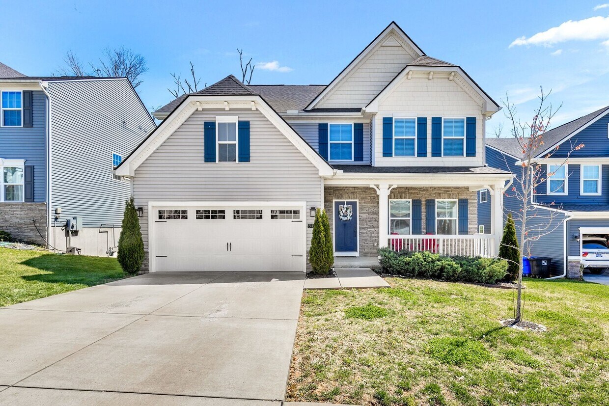 Primary Photo - 3404 Woodcrest Ct
