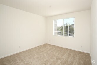 Falcon Bridge at Gale Ranch photo'