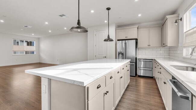 Foto del edificio - 1723 Pedrozzi Cmn