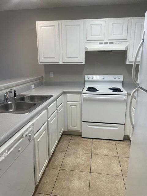 Foto del edificio - Charming 2-Bed Townhouse in Fort Walton Beach