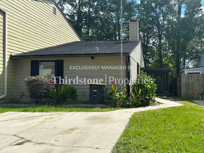 Foto del edificio - 5636 Bryner Dr